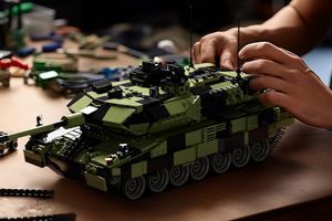 РОЗКРИВАЄМО ІСТОРІЮ СТВОРЕННЯ КОНСТРУКТОРА LEOPARD II A7: ВІД ЗАХОПЛЕННЯ ВІЙСЬКОВОЮ ТЕХНІКОЮ ДО ТОЧНОГО ДИЗАЙНУ фото